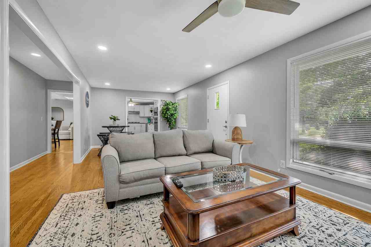 518 Twin Oak Dr #NA - Photo 2 of 48