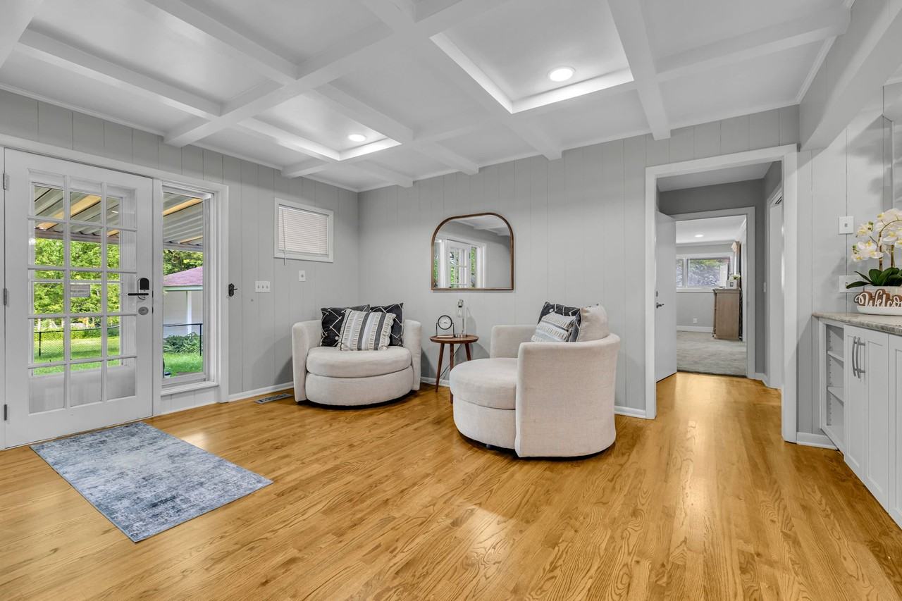 518 Twin Oak Dr #NA - Photo 5 of 48