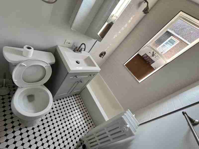 4835 S Justine St #1 - Photo 2 of 12