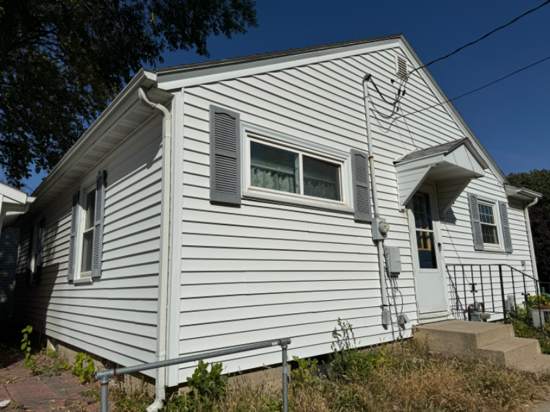 306 S State St - Photo 2 of 16