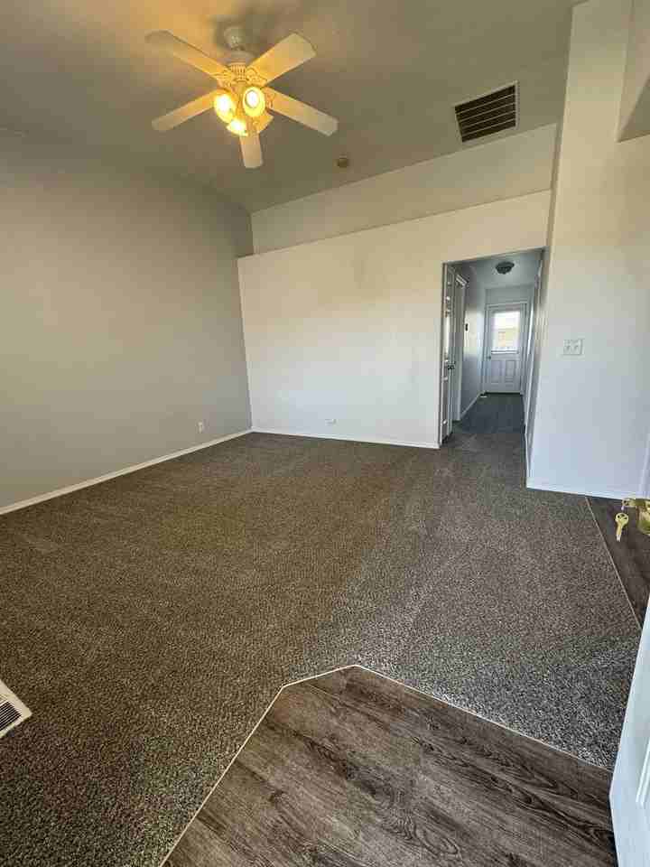 432 Northwest Wood Duck Place - Photo 2 of 10