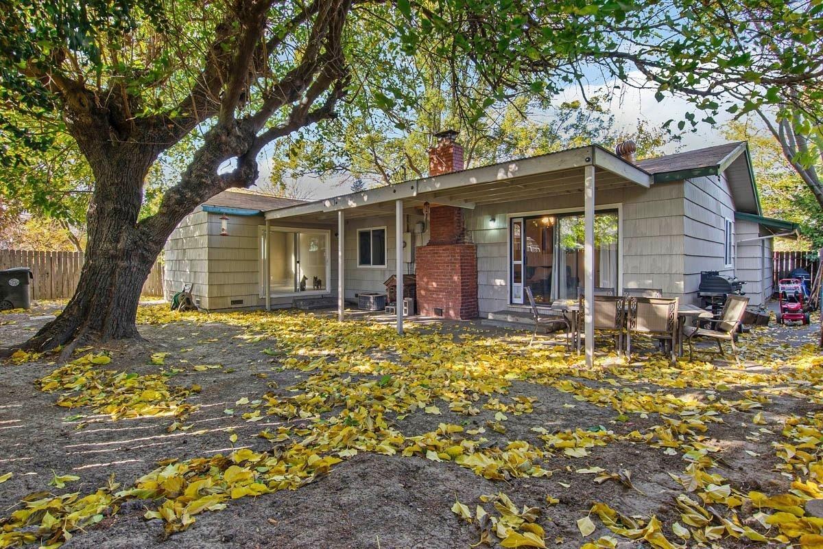 1500 60th Avenue - Photo 2 of 25