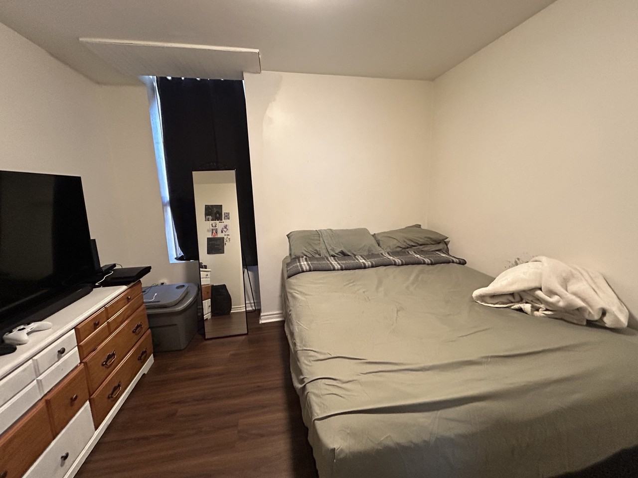 241 Bay St N #2 - Photo 5 of 10