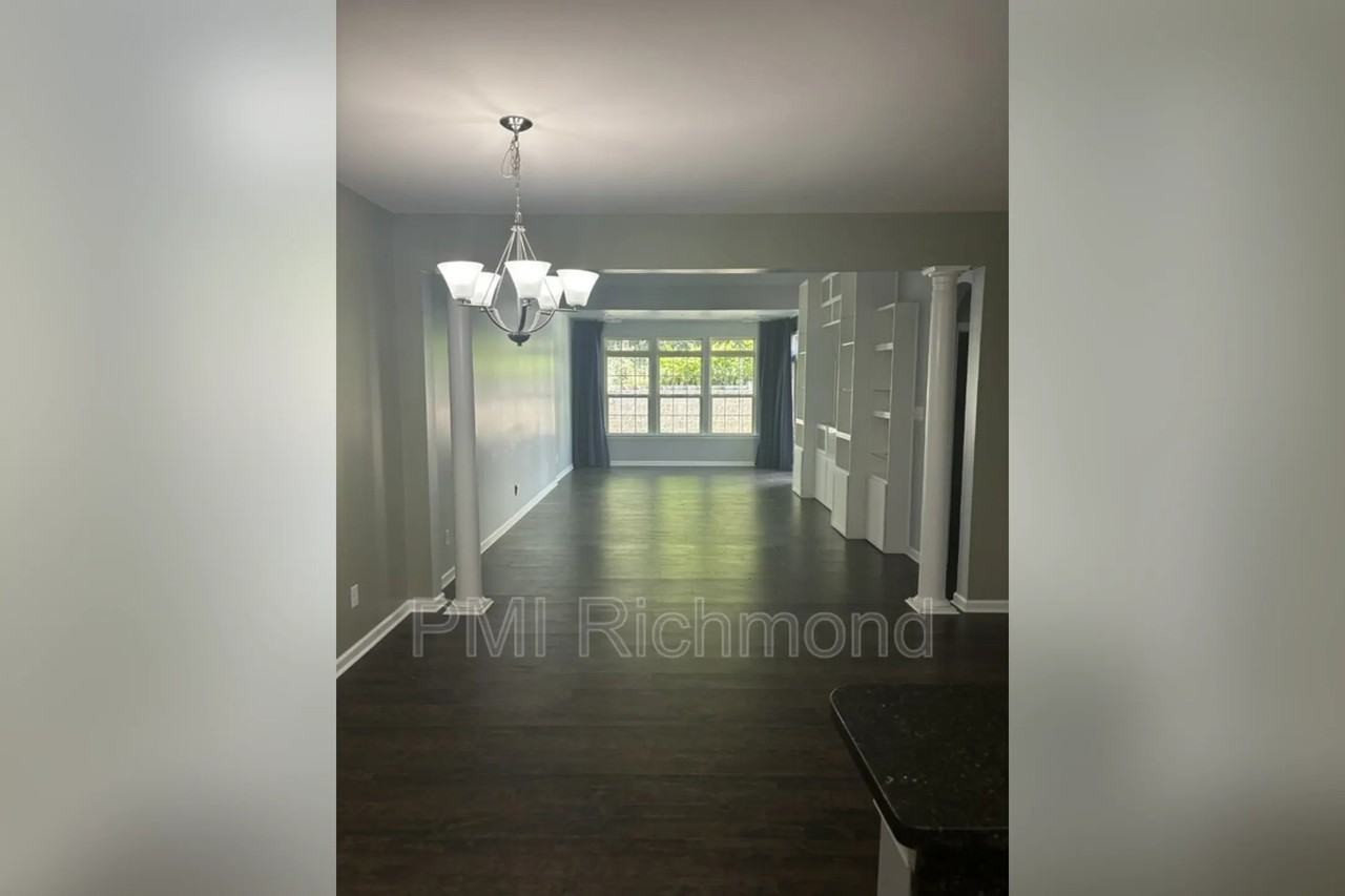 5712 Riverside Pl - Photo 3 of 27