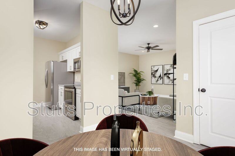 202 Bentbrook Pl - Photo 3 of 9