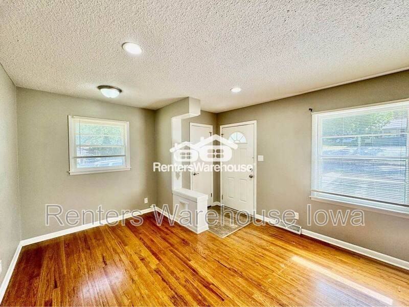 2731 Bennett Ave - Photo 4 of 29