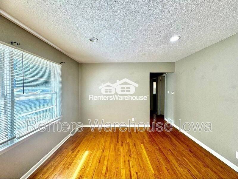 2731 Bennett Ave - Photo 6 of 29