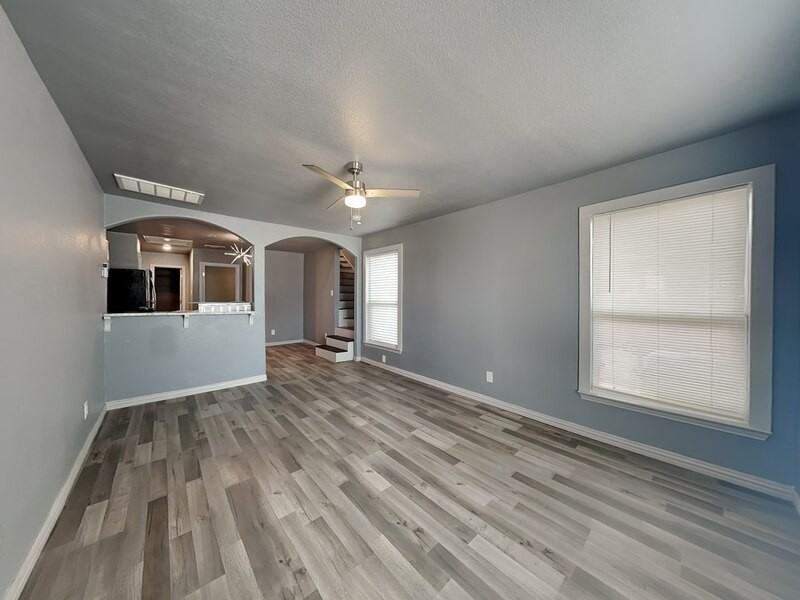 7911 Denton Dr - Photo 2 of 16