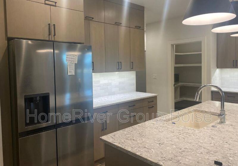 2294 S Steichen Way - Photo 3 of 12