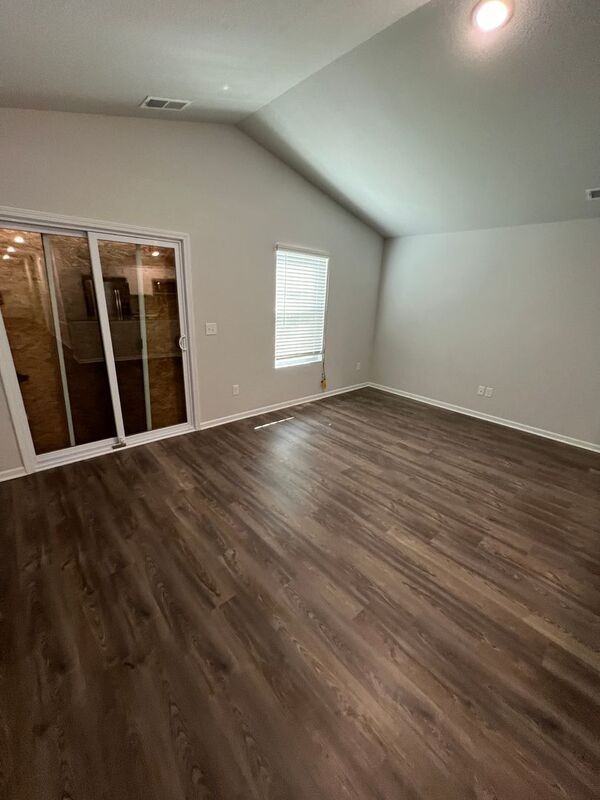 6911 College Ave - Photo 2 of 31