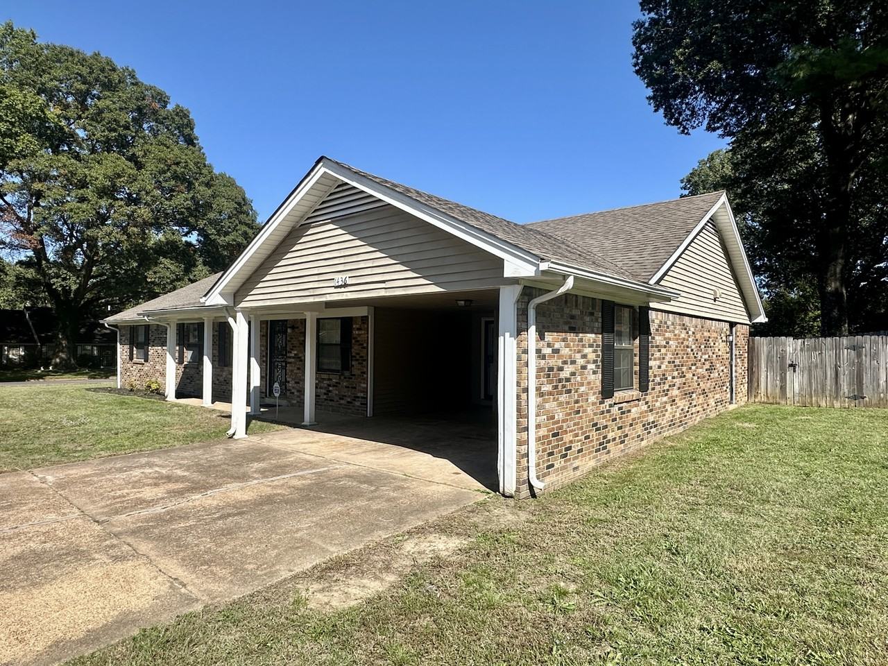 1436 Mullins Station Rd - Photo 3 of 21