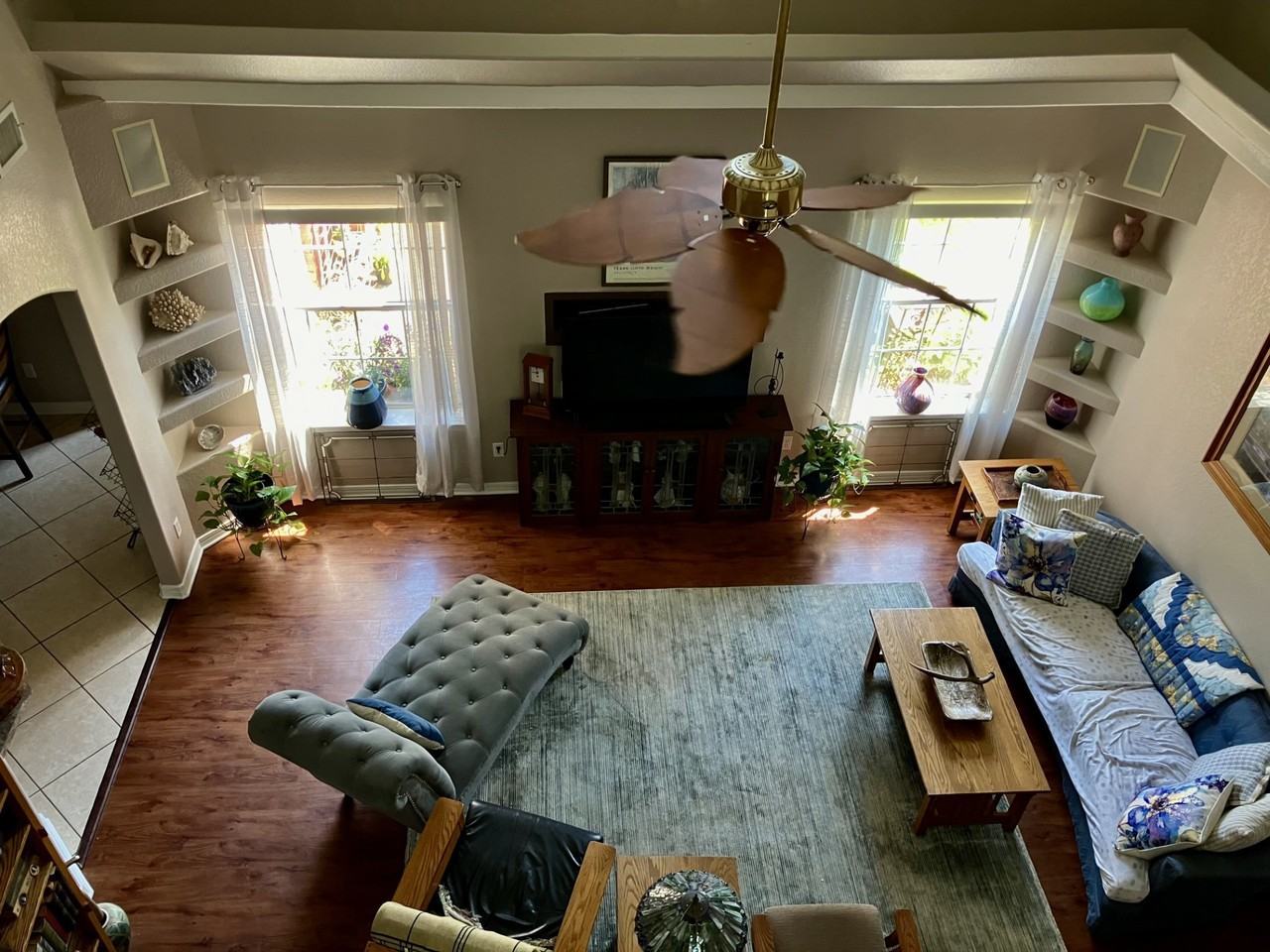 1265 Mazurek Blvd - Photo 3 of 20