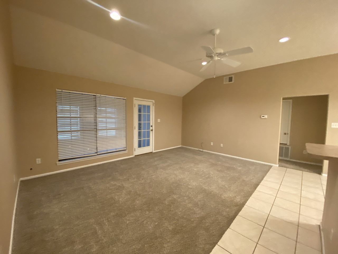 2712 Woodland Dr - Photo 2 of 10