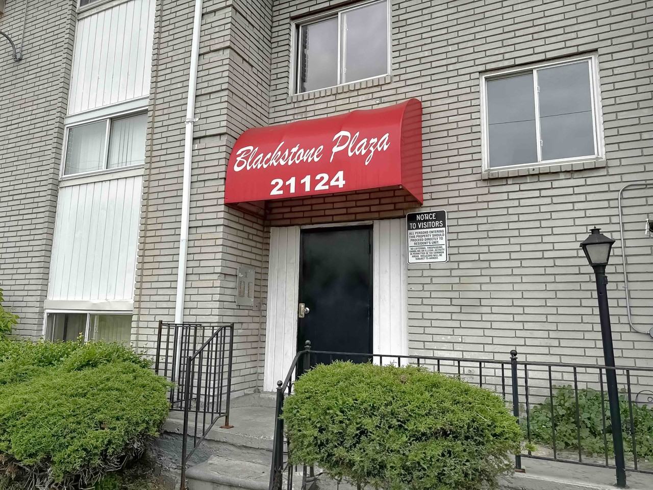 21124 Schoolcraft - Photo 3 of 4