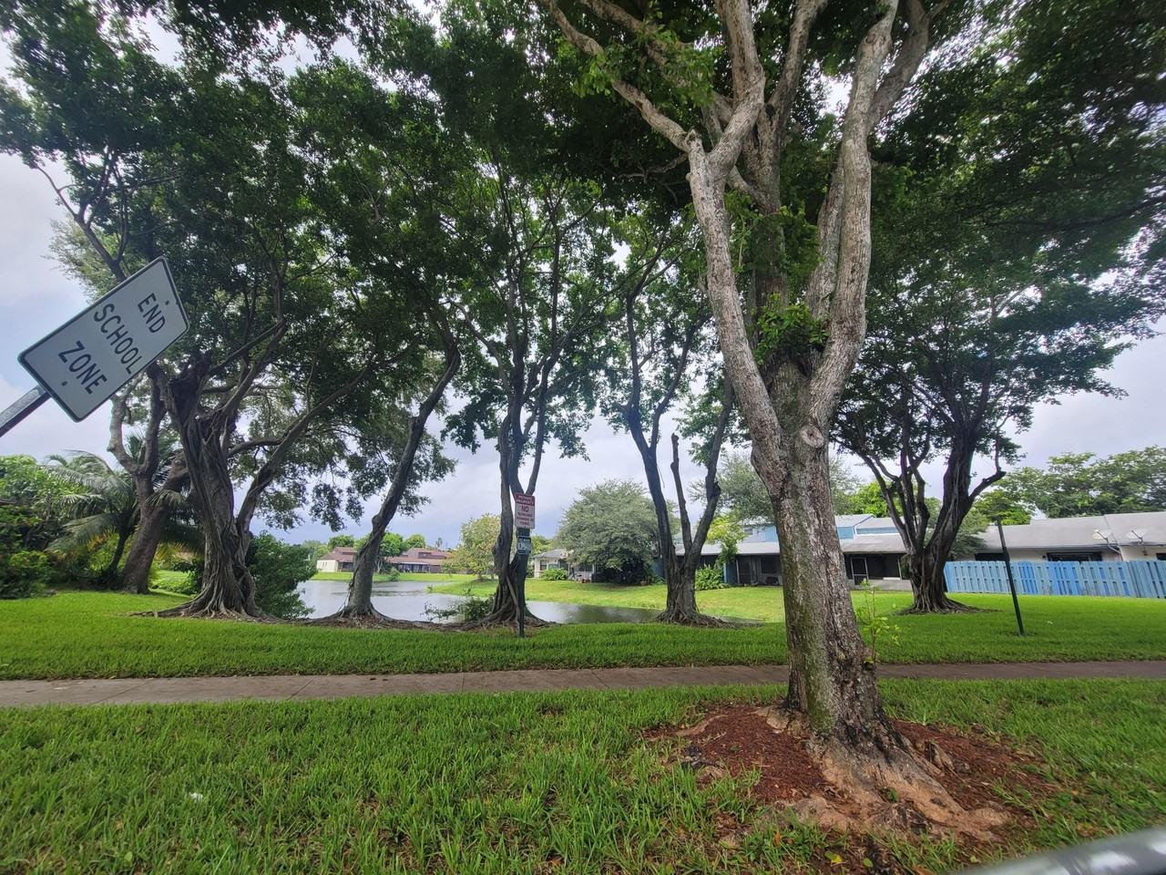 4049 Sw 68th Way #6I - Photo 4 of 33