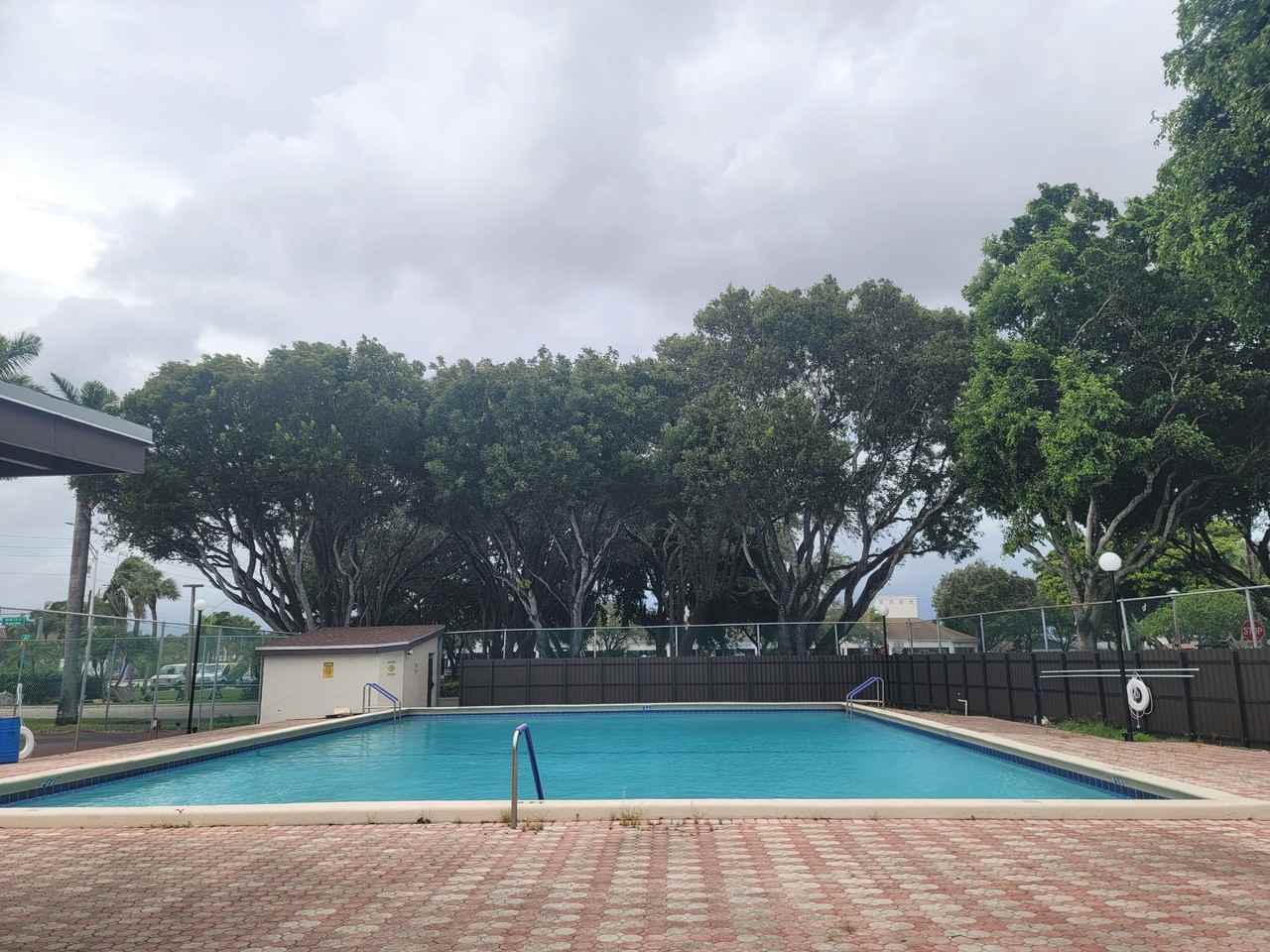 4049 Sw 68th Way #6I - Photo 5 of 33