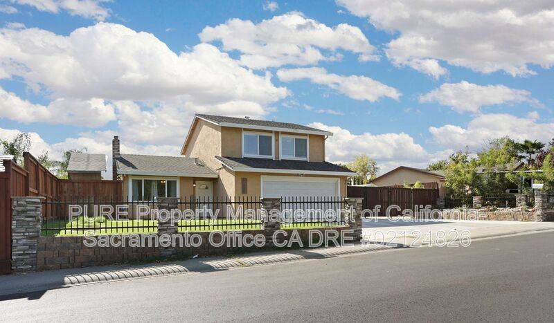 7309 Gleneagle Way - Photo 3 of 44