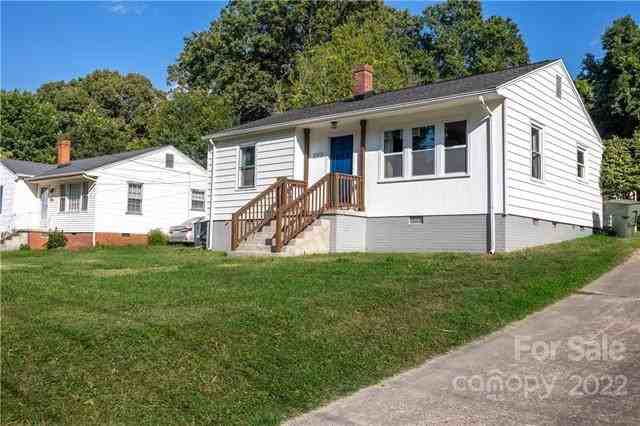 1017 W Mauney Ave - Photo 2 of 20