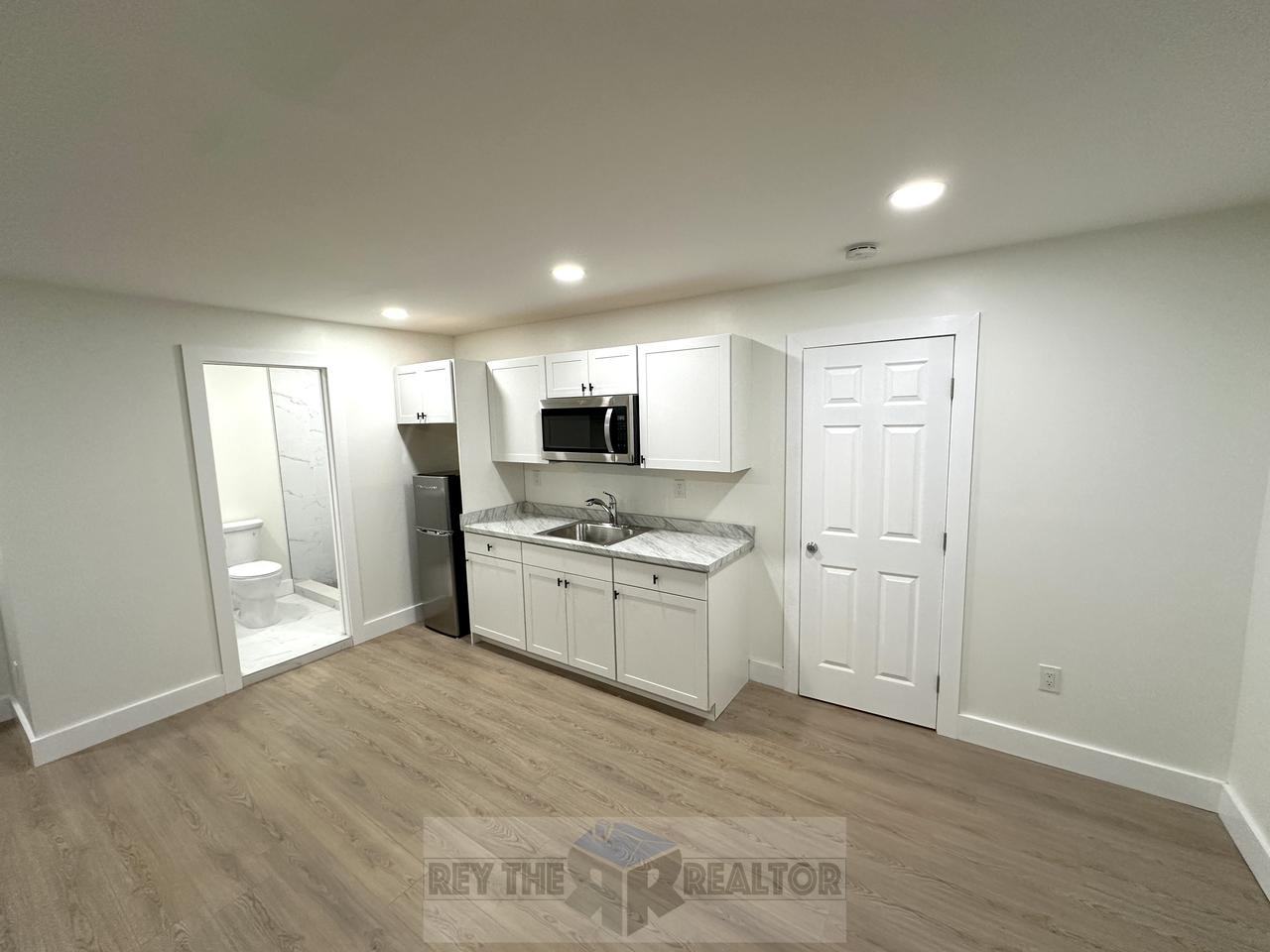 2120 Southwest 83rd Avenue #ADU - Photo 2 of 8