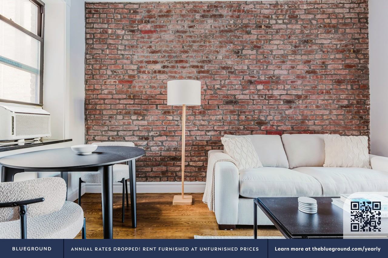 290 West 12th Street - Photo 4 of 29