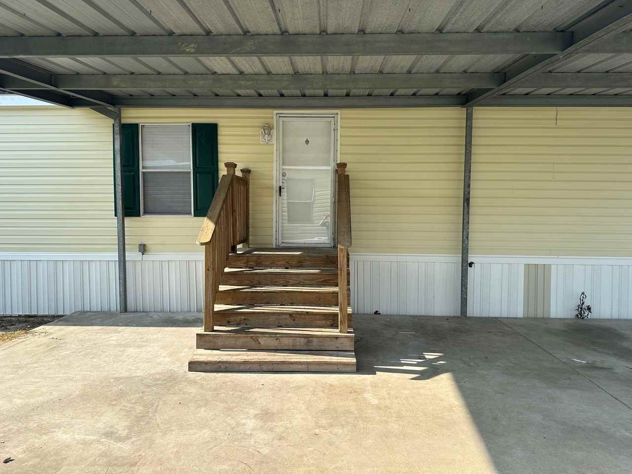 7631 Ling Rd - Photo 3 of 12