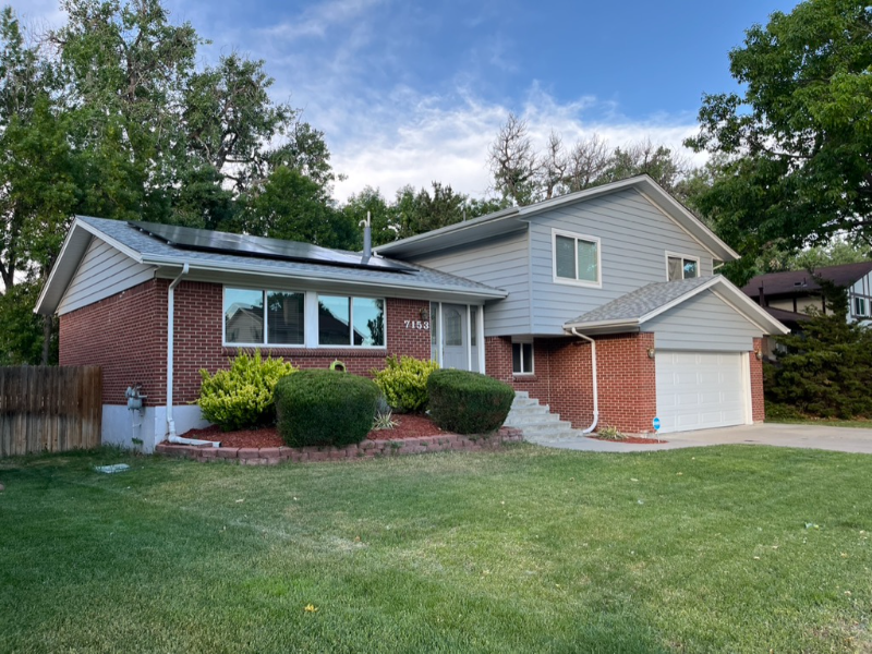 7153 E Warren Dr - Photo 2 of 14