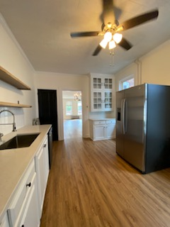 1007 S Queen St - Photo 3 of 21