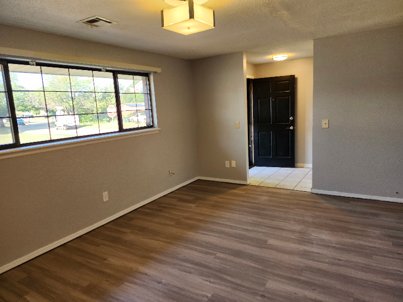 3112 Chetwood Dr - Photo 7 of 13