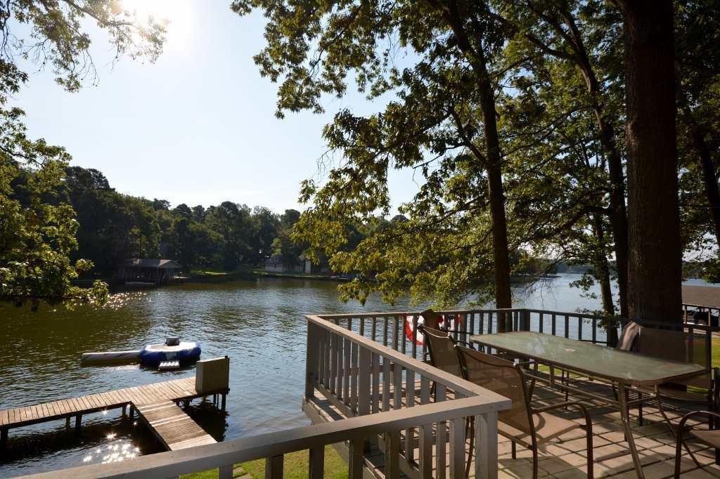 303 King Laurence Ct - Photo 2 of 26