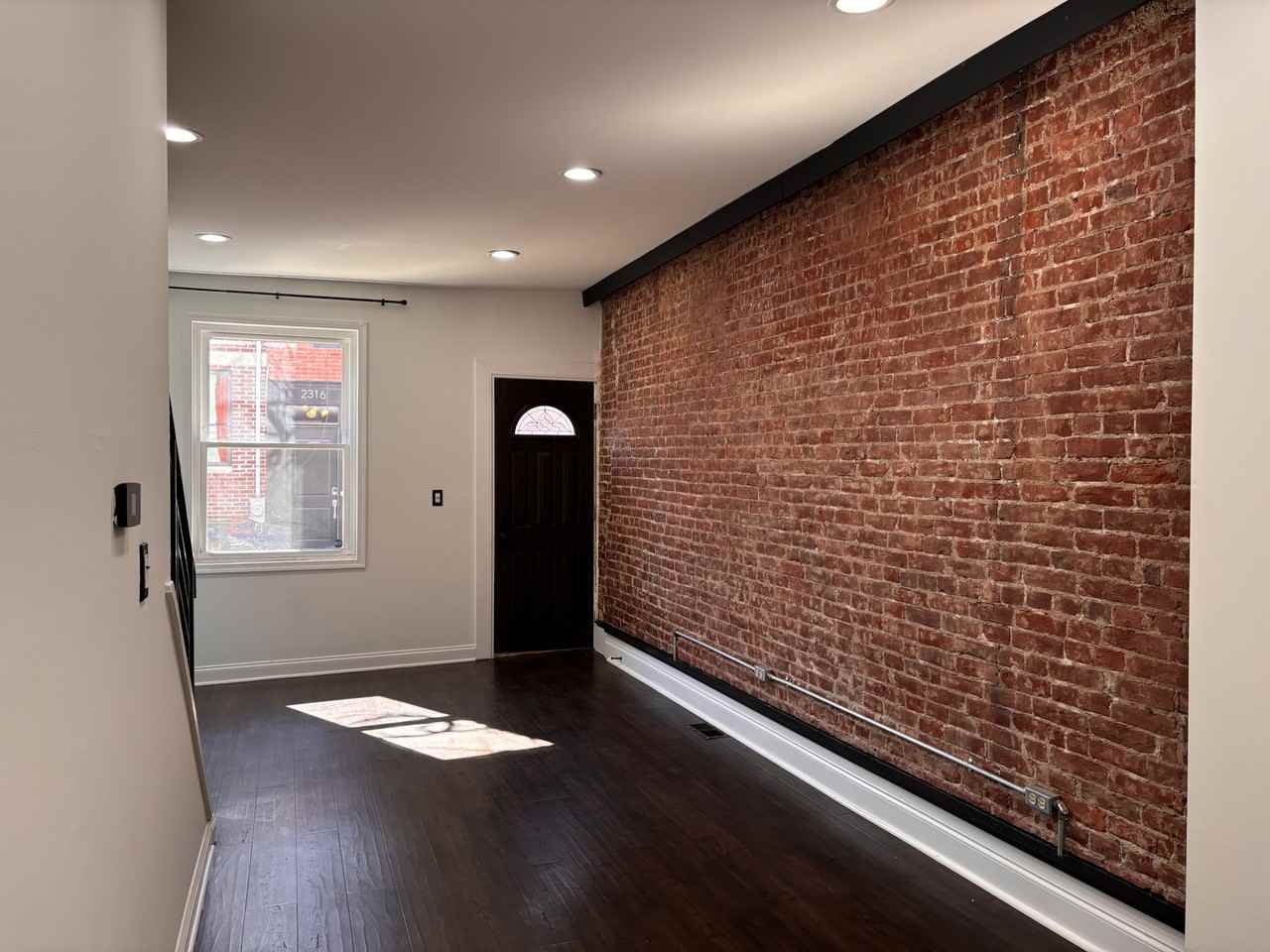 2313 E Harold St #NA - Photo 2 of 15