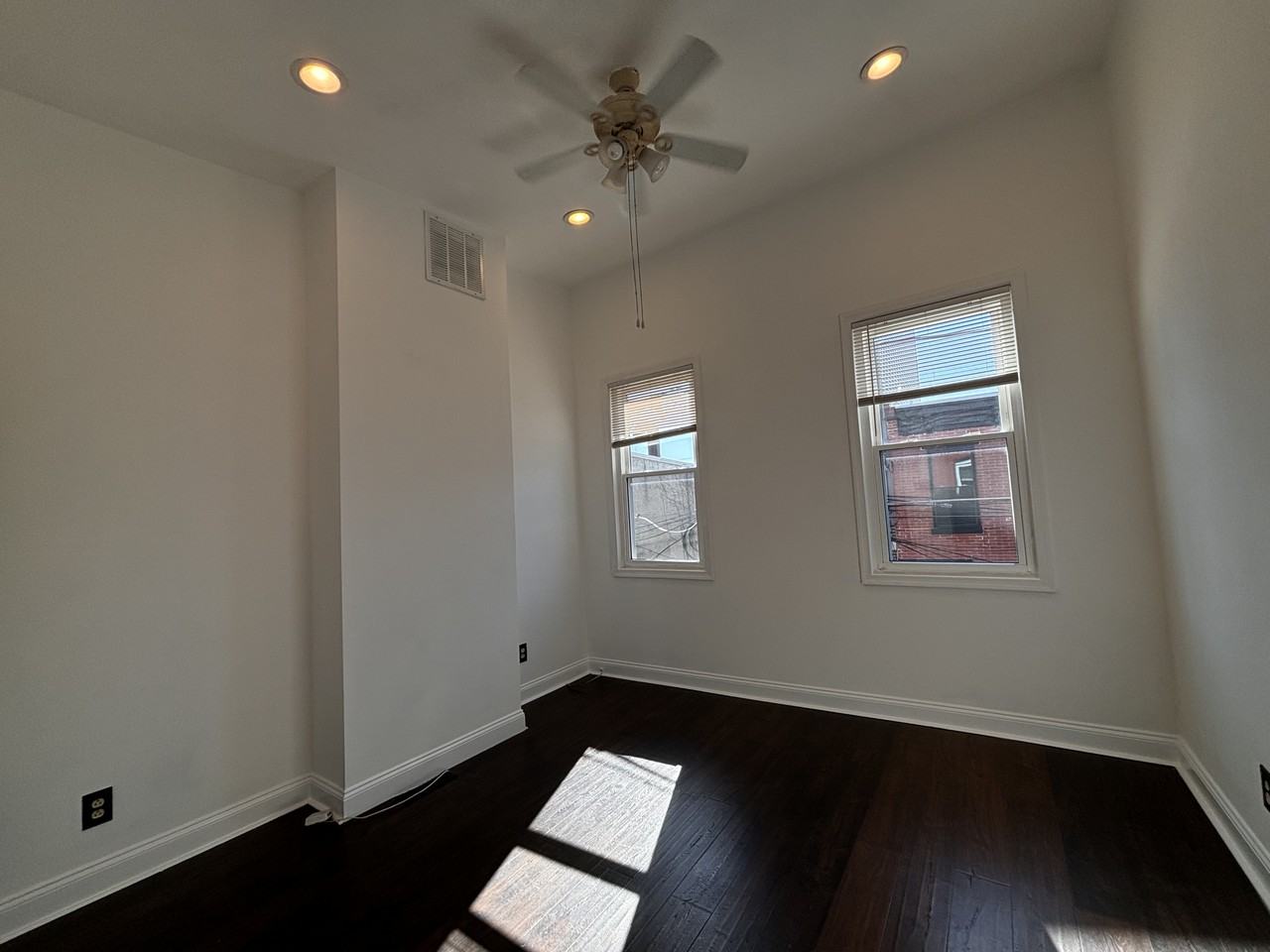 2313 E Harold St #NA - Photo 6 of 15