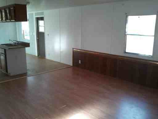 604 Dowell Dr - Photo 2 of 7