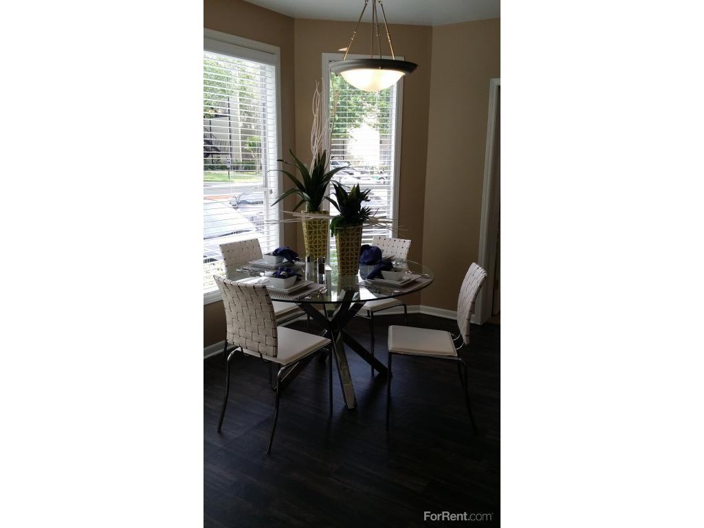 Metro 5514 - Photo 2 of 14