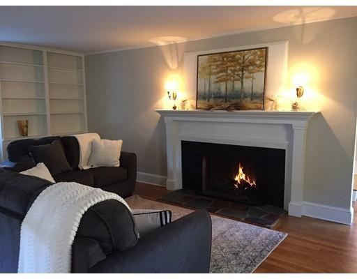 144 Pine St - Photo 2 of 9