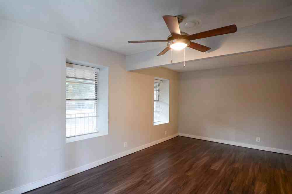 E 22nd St & Maple Ave #224 - Photo 2 of 16