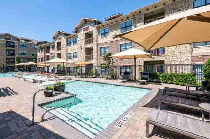 Avenues at Carrollton deactivated - Photo 3 of 42