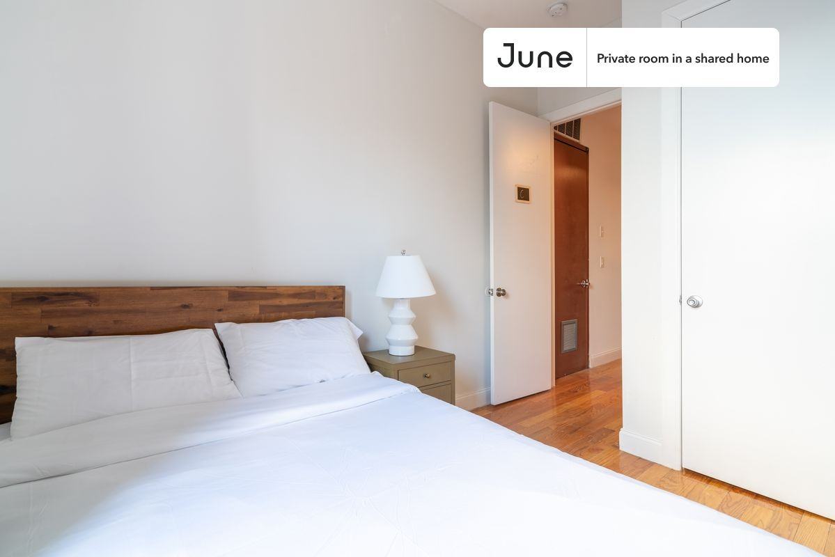 148 Grove St #C - Photo 2 of 17