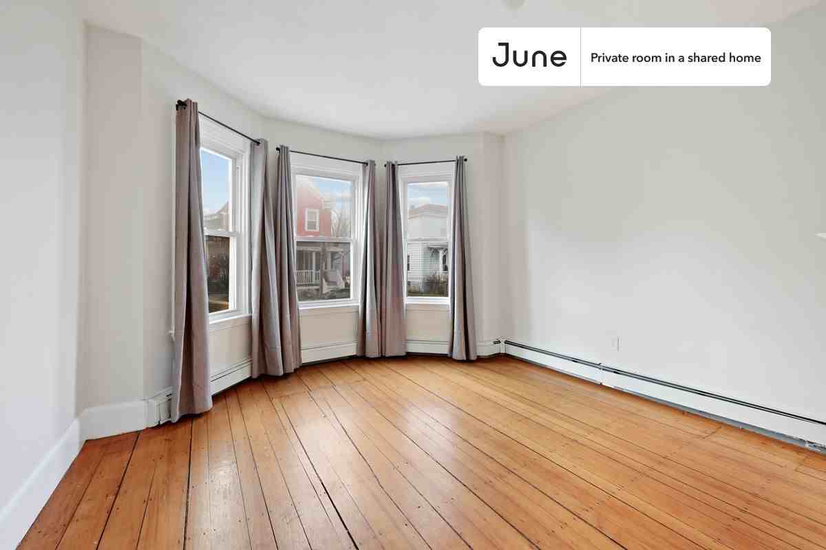 71 School St #A - Photo 2 of 13