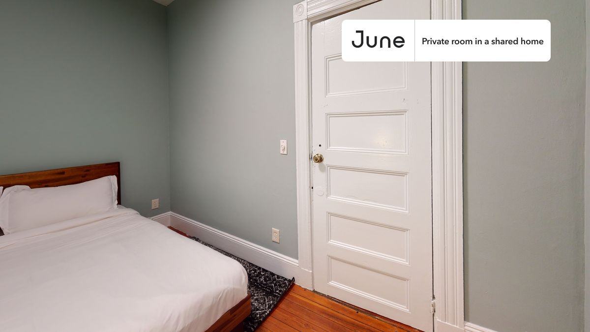 11 Linden St #A - Photo 2 of 14