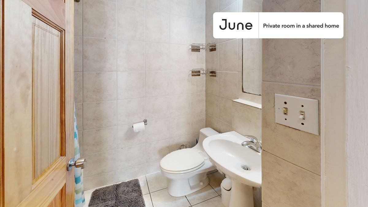 76 Easton St #D - Photo 5 of 11