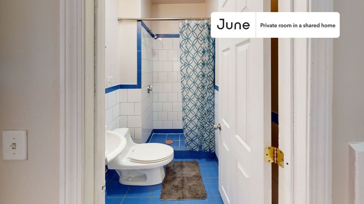 76 Easton St #D - Photo 6 of 11