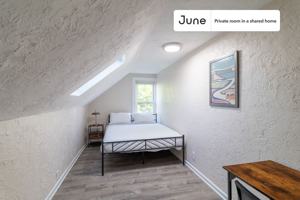 featured image of 21 Easton St #E