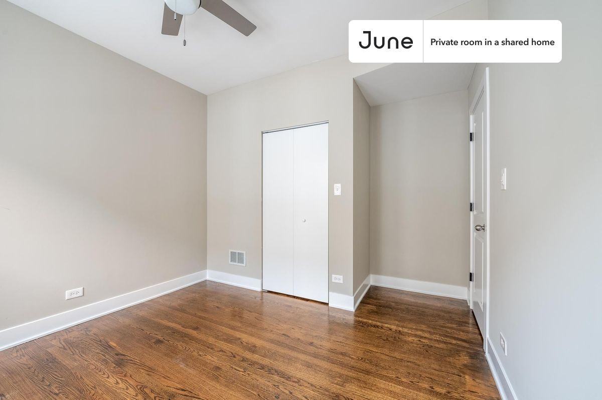 3304 W Armitage Ave #B - Photo 5 of 19