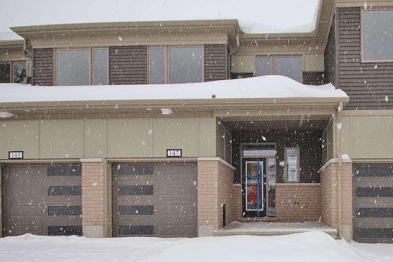 147 Yearling Circle - Photo 3 of 38