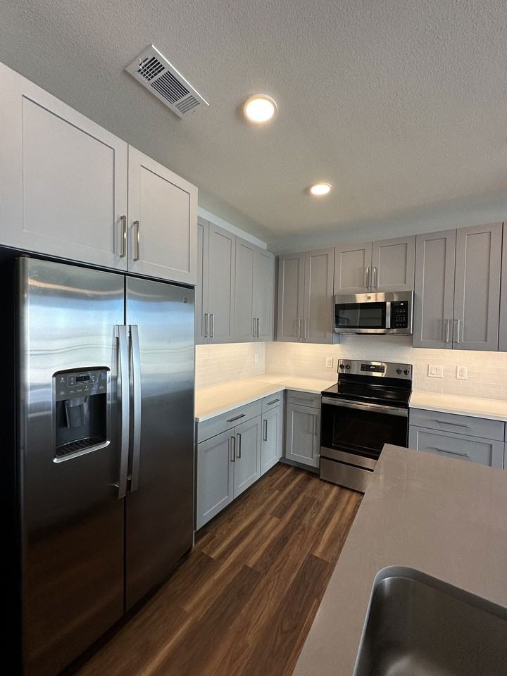 700 Ipswich Ave #1201 - Photo 3 of 8