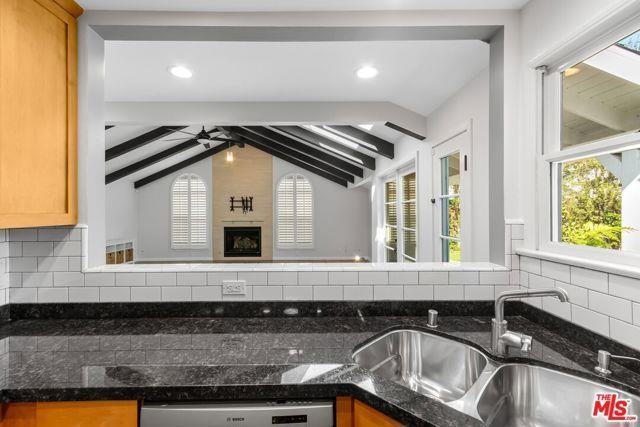 4431 Vinton Ave - Photo 2 of 8