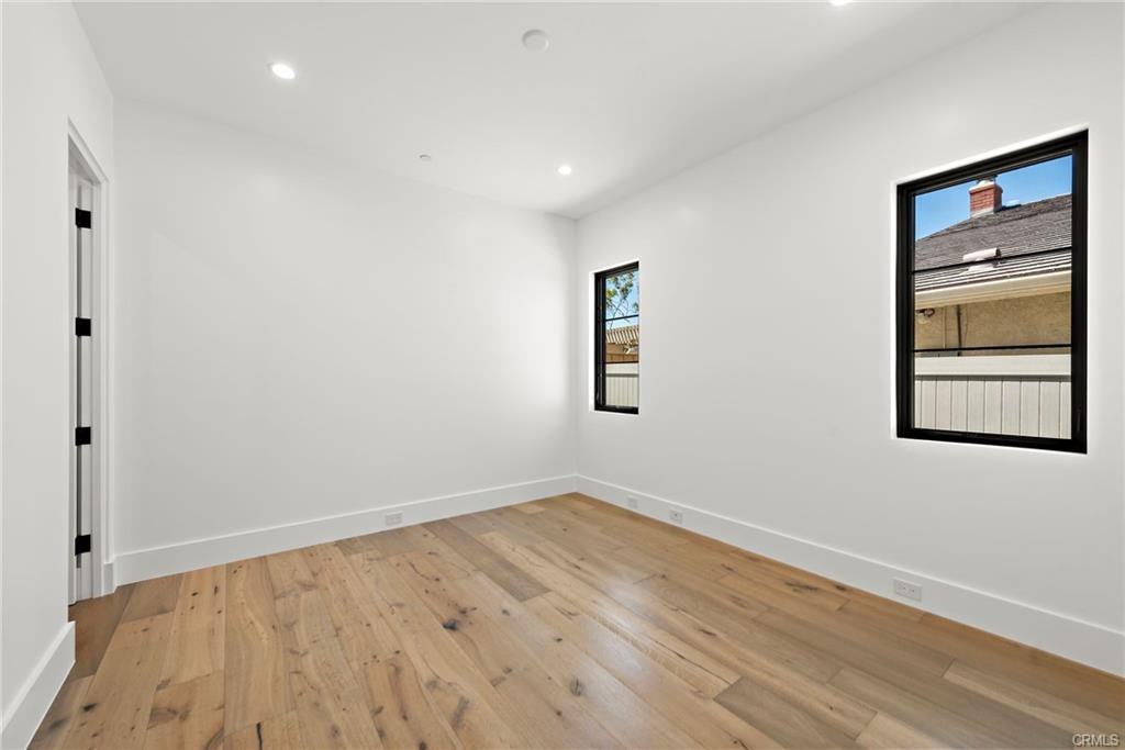 1700 Port Manleigh Cir - Photo 2 of 8