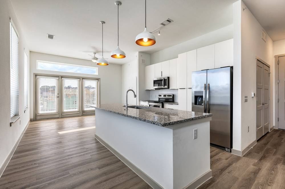 Brentwood St & Shirley Ave #B10 - Photo 3 of 12