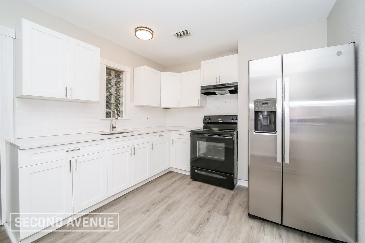 5129 Columbus Ave - Photo 2 of 26