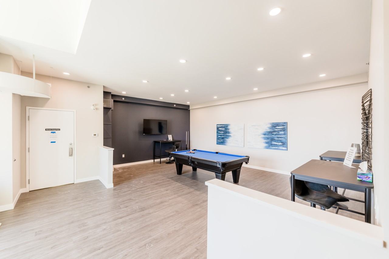 Crocus Gardens - Photo 3 of 42